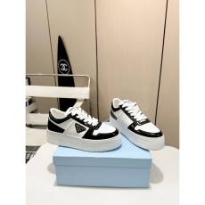 Prada Low Shoes